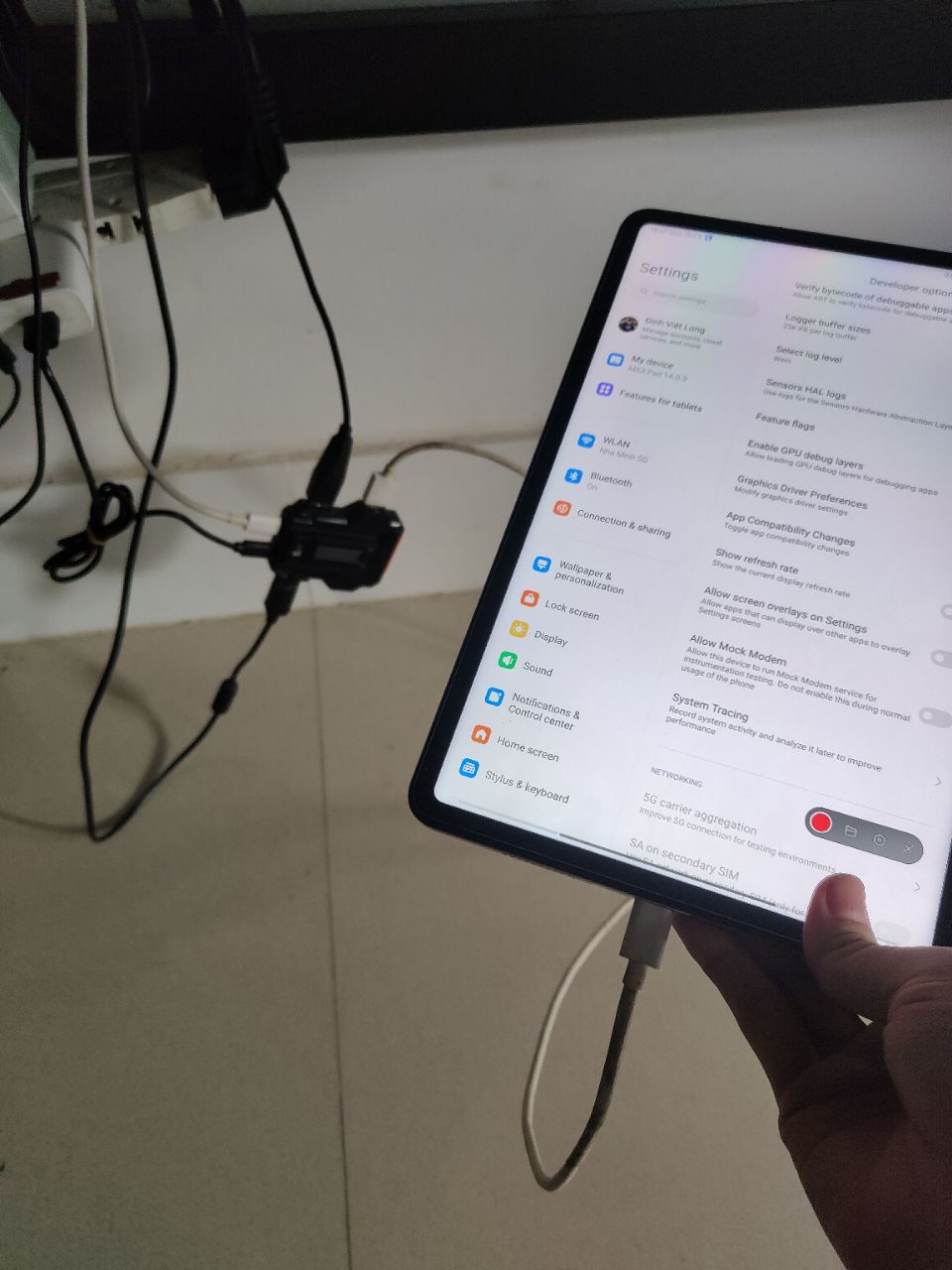 Hub chuyển đổi USB-C và các cổng kết nối