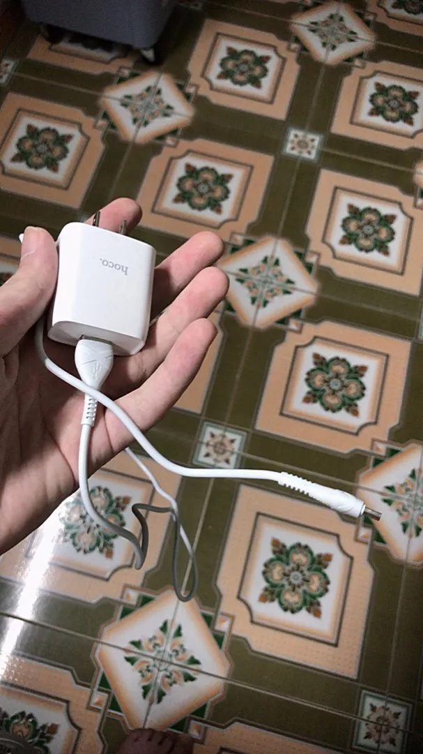 Củ sạc và cáp Micro-USB