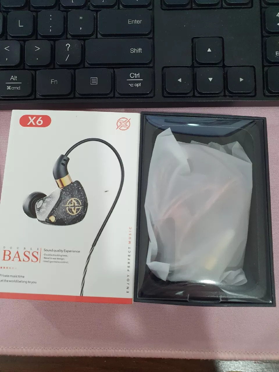 Tai nghe có mic tích hợp