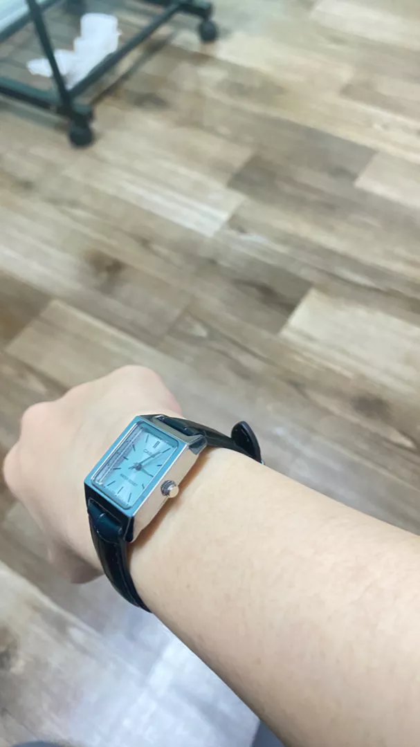Thiết kế mặt số đồng hồ nữ Casio LTP-V007