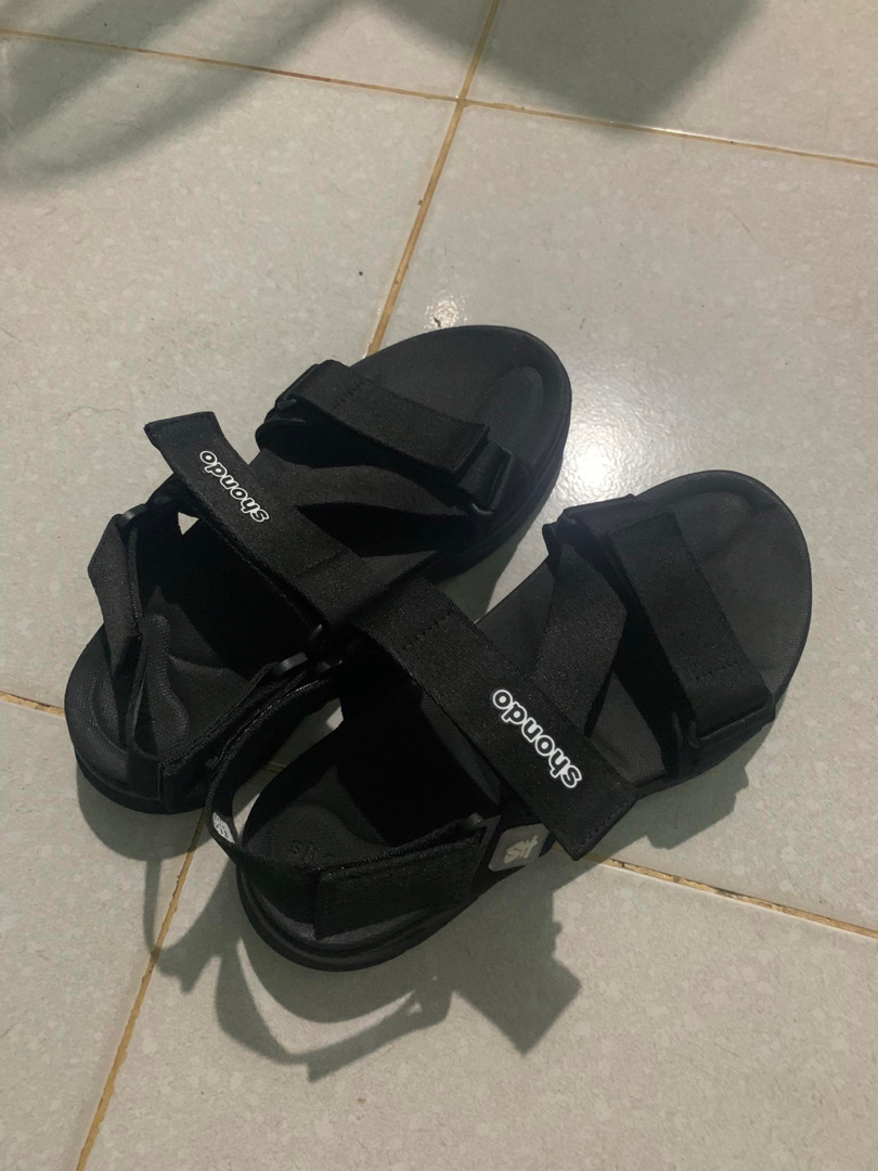 Sandal Shondo F8M1112 màu đen