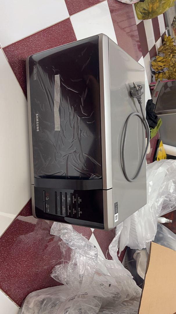 Khoang lò vi sóng Samsung 23L