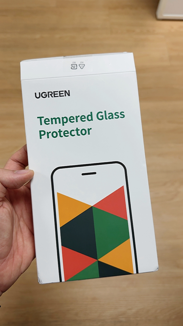 Miếng dán màn hình Ugreen