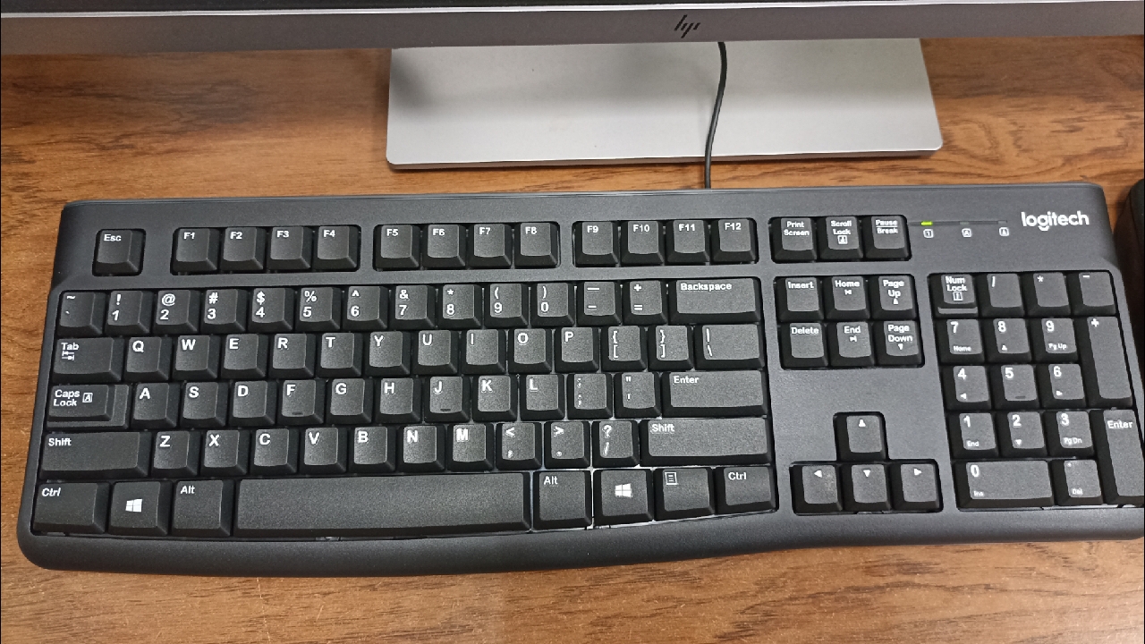Bàn phím Logitech K120 full-size