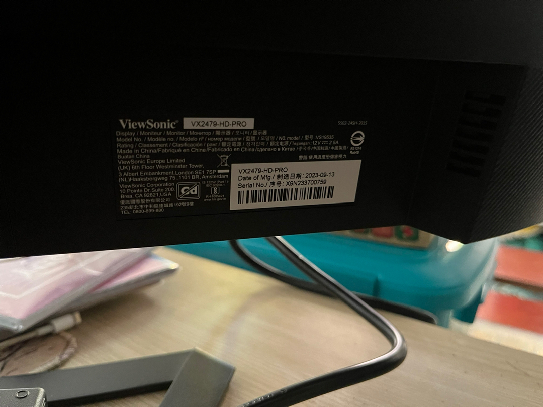 Mặt trước màn hình ViewSonic 24 inch