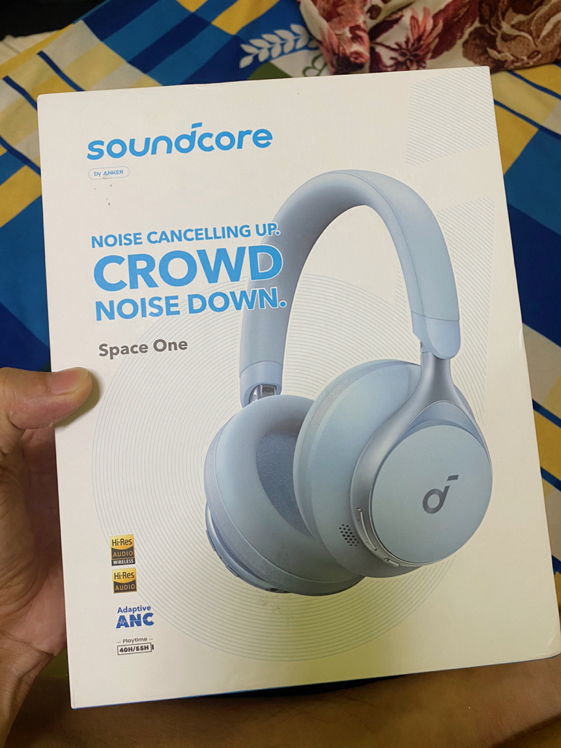 soundcore Space One gấp gọn