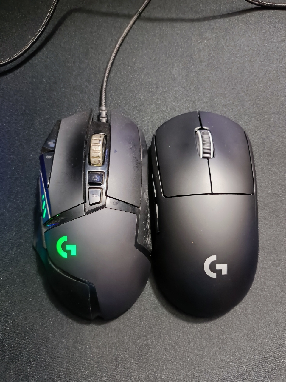 Chuột gaming Logitech không dây