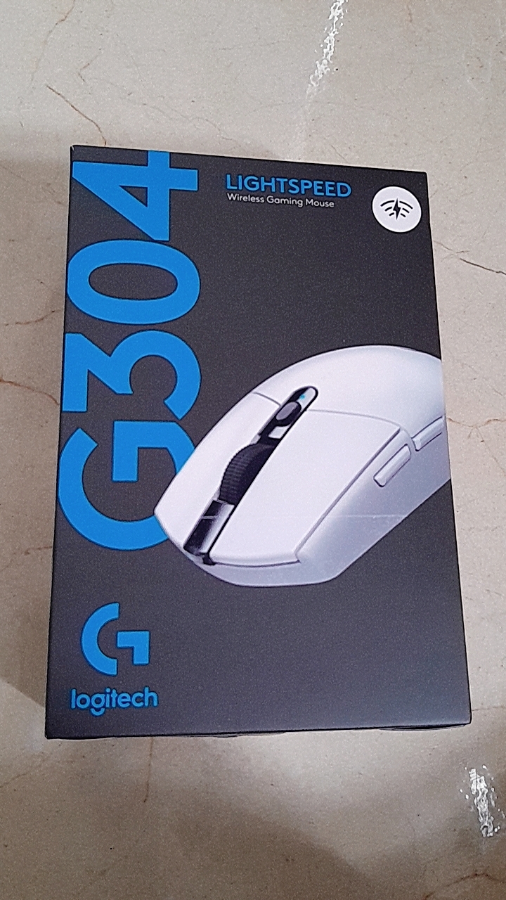 Chi tiết chuột Logitech G304