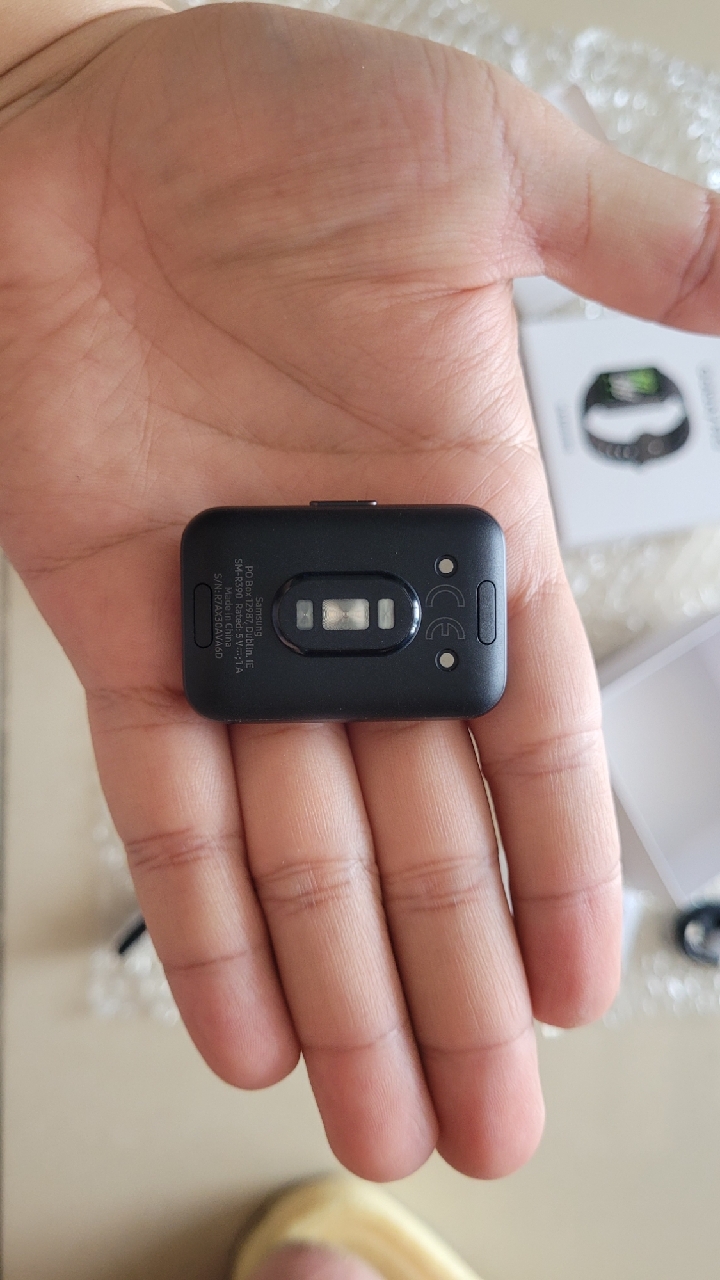 Lựa chọn màu Samsung Galaxy Fit3