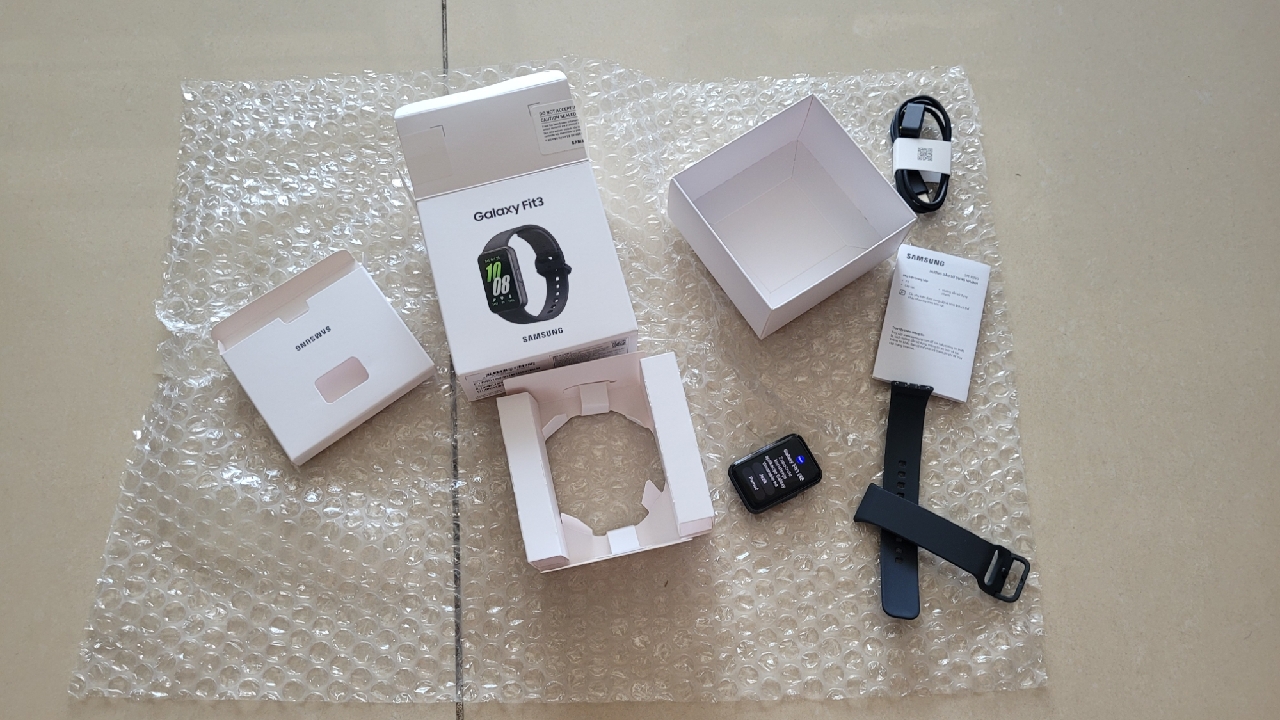 Mặt đồng hồ Samsung Galaxy Fit3
