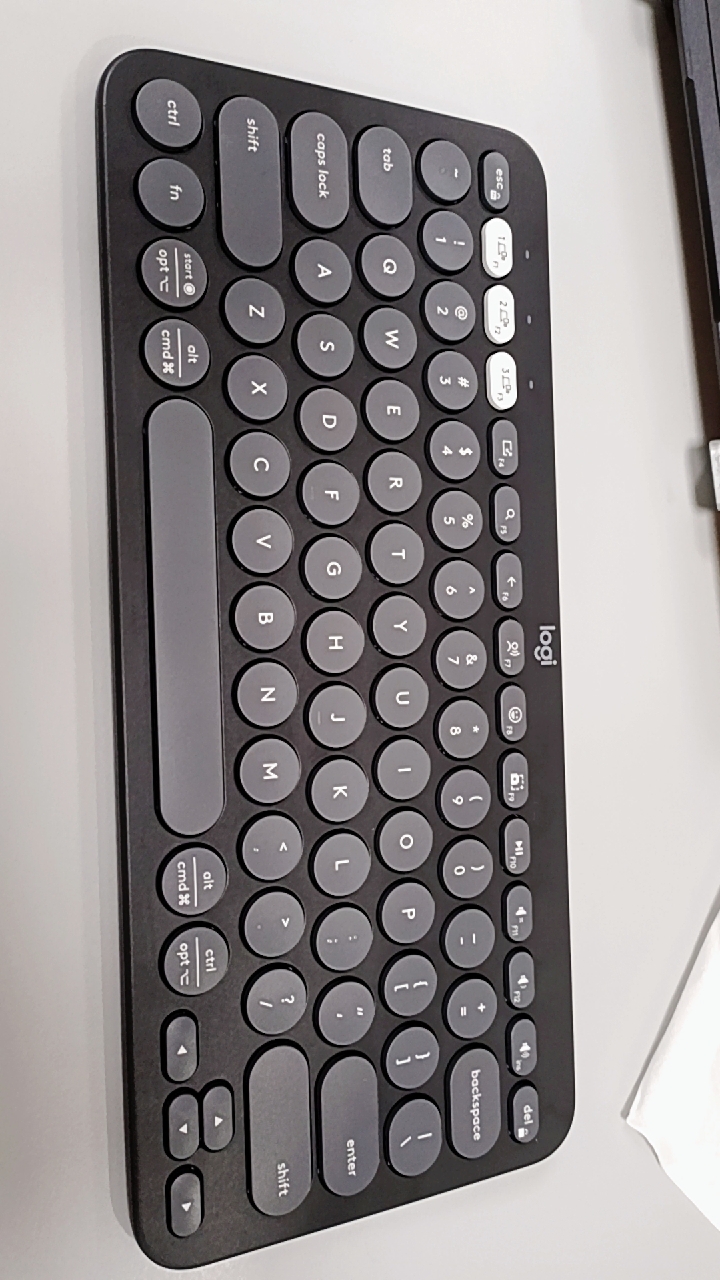 Thiết kế phím tròn Logitech K380s