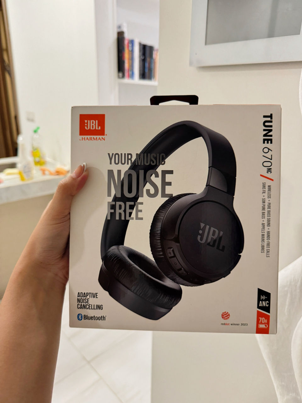 JBL Tune 670NC chụp tai