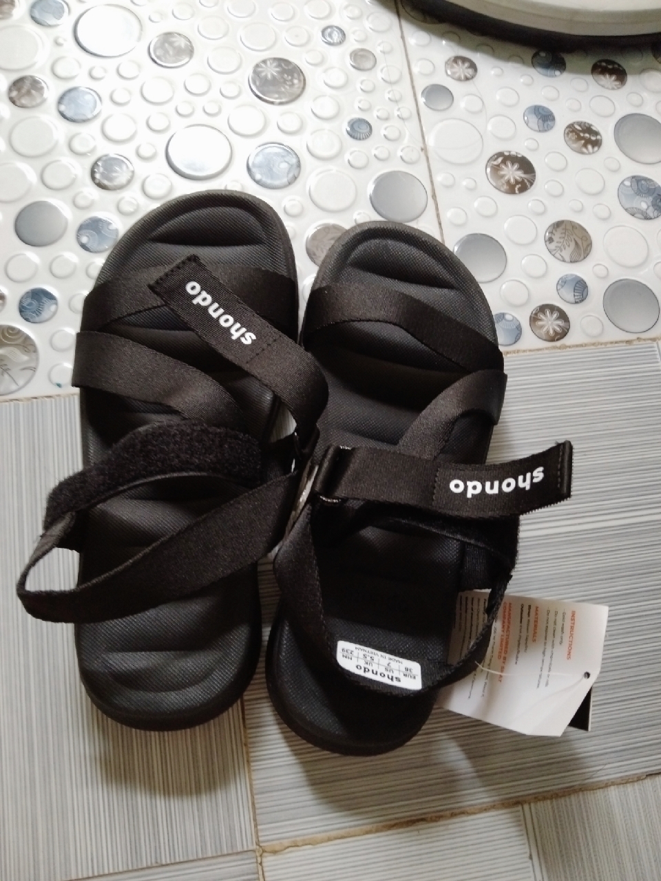 Sandals Shondo F6 Sport phối trang phục