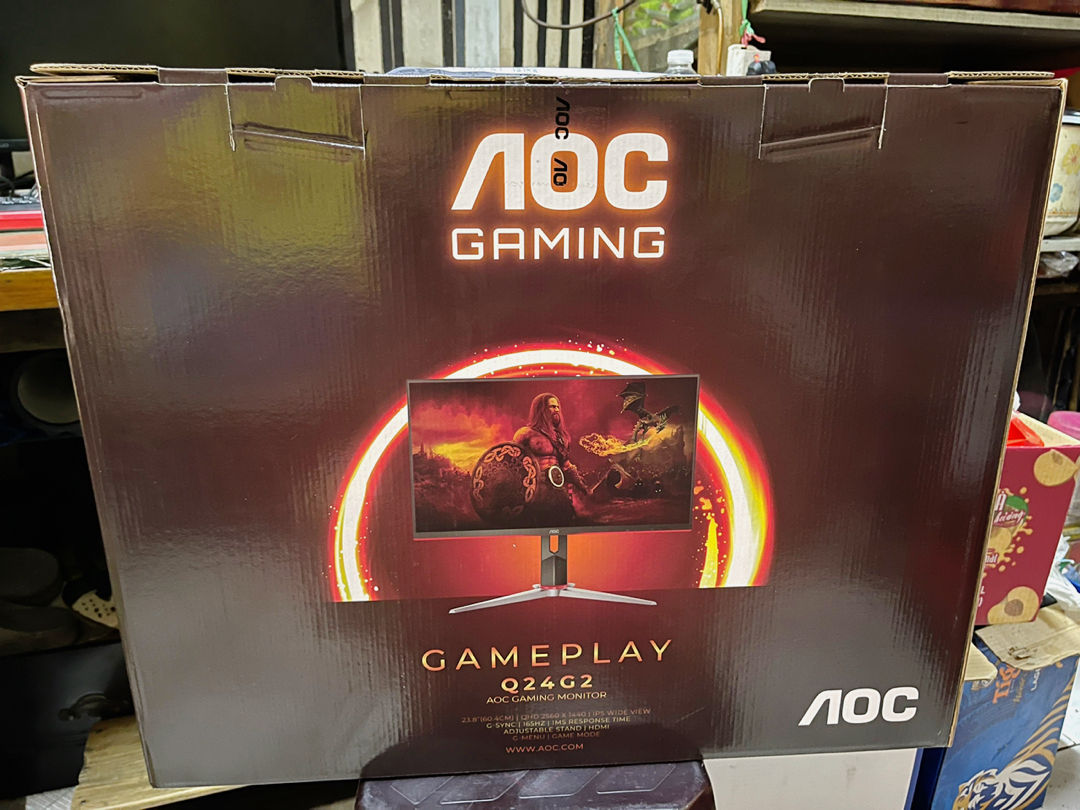 Mặt trước màn hình AOC