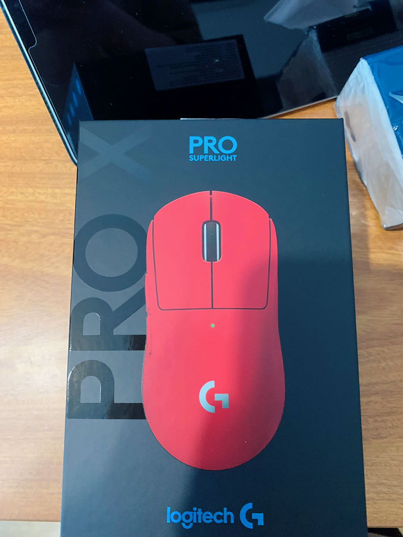 Mặt bên chuột Logitech G Pro X Superlight