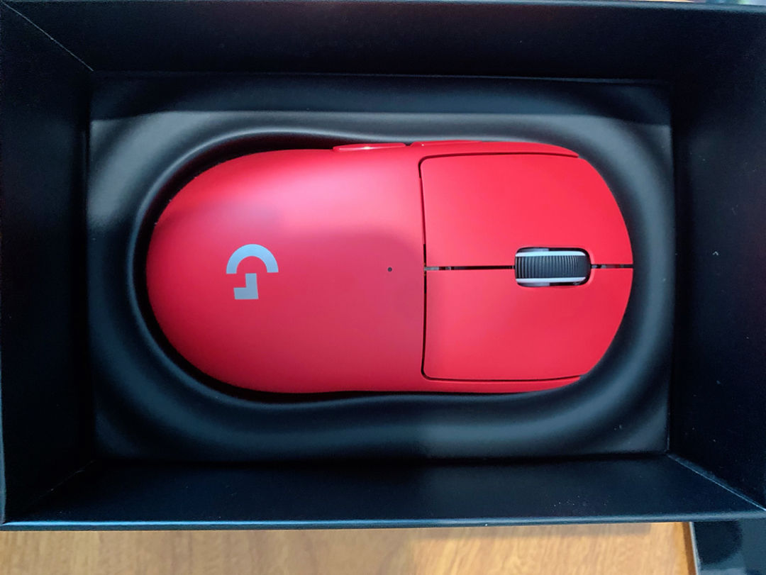 Logitech G Pro X Superlight Wireless màu đỏ