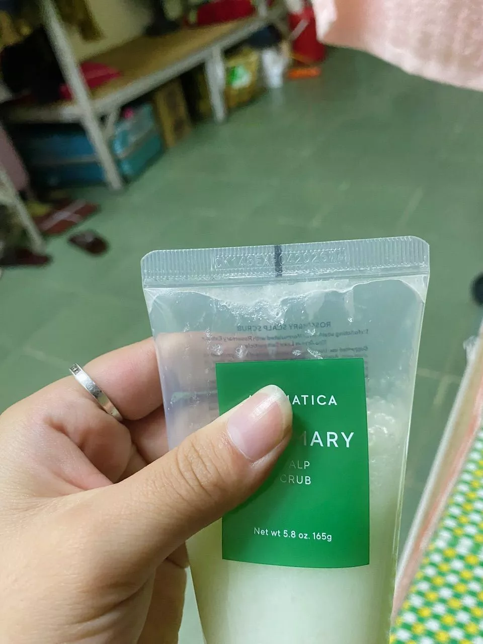 Sản phẩm tẩy tế bào chết da đầu Aromatica 165ml