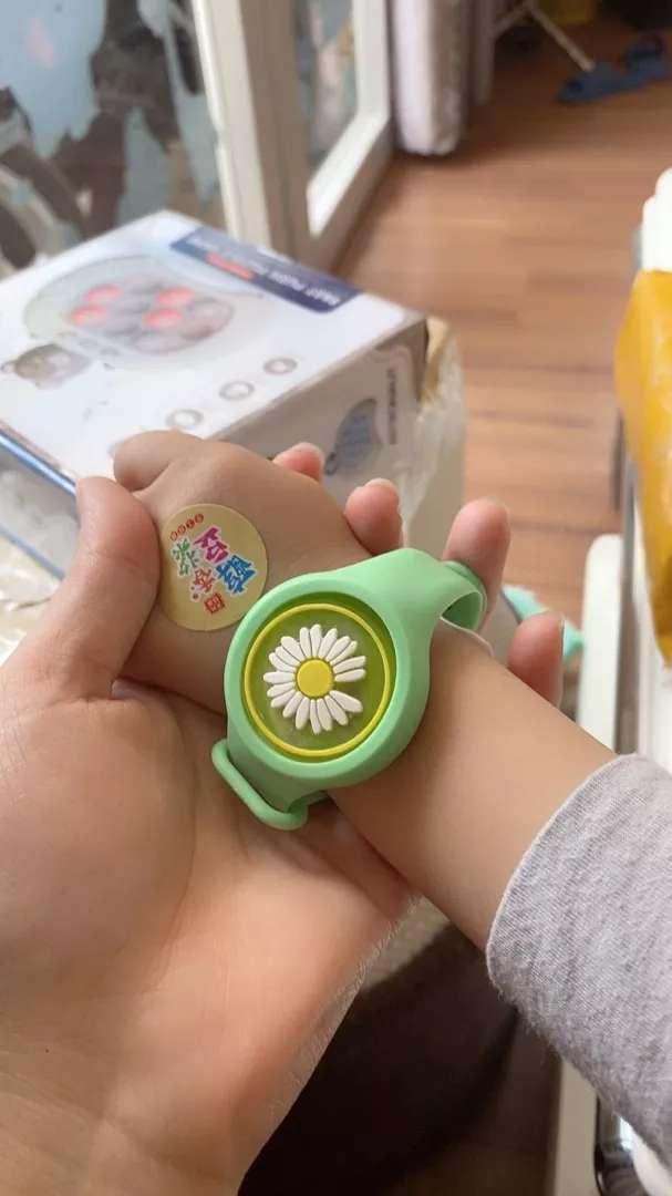 Dây đeo đuổi muỗi hình thú