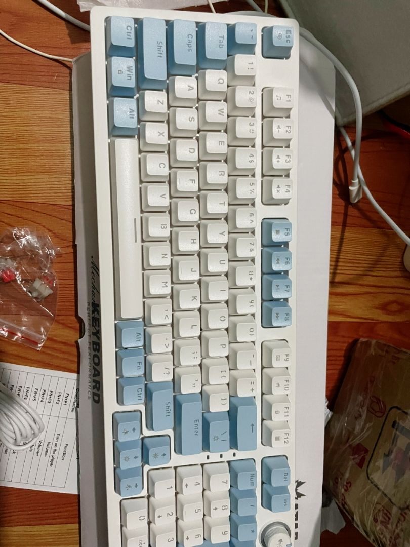 Xinmeng MS301 thiết kế màu đen