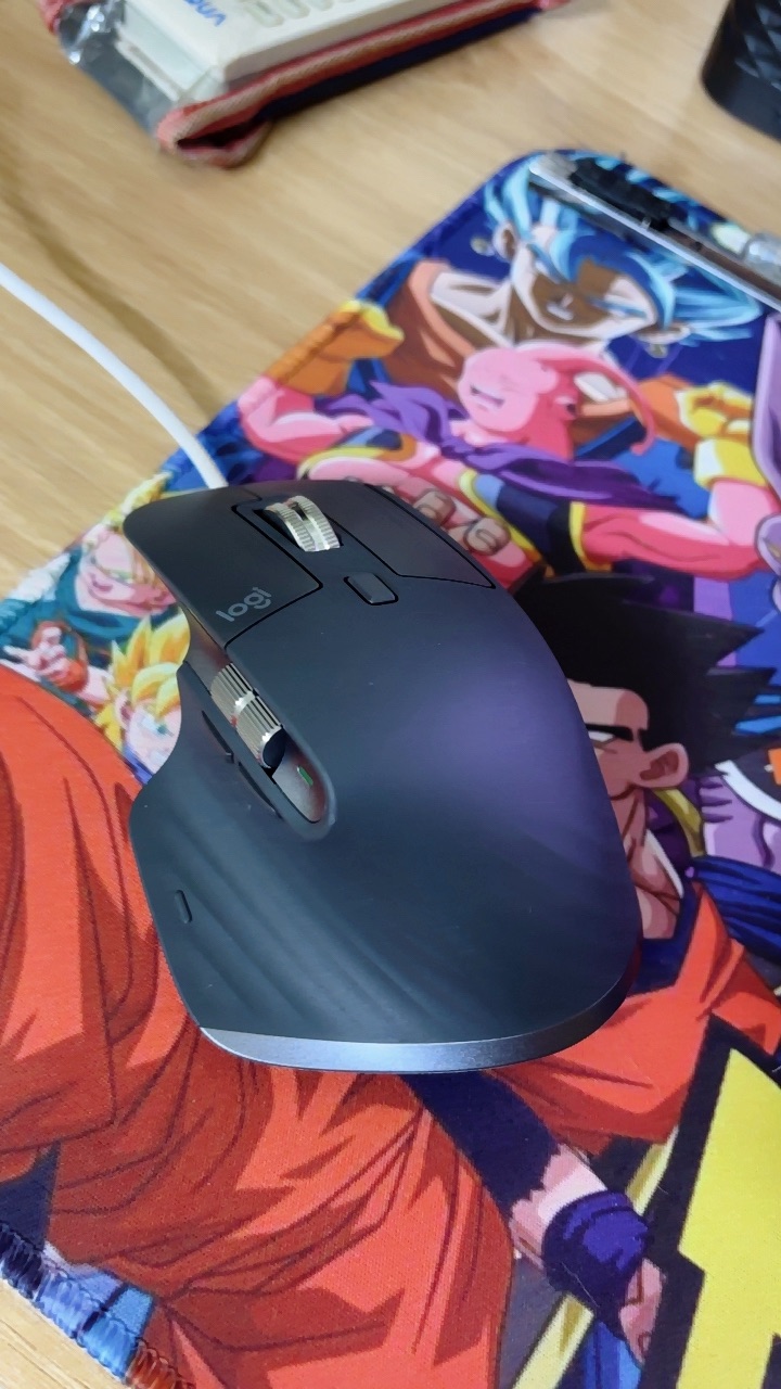 Logitech MX Master 3S màu trắng