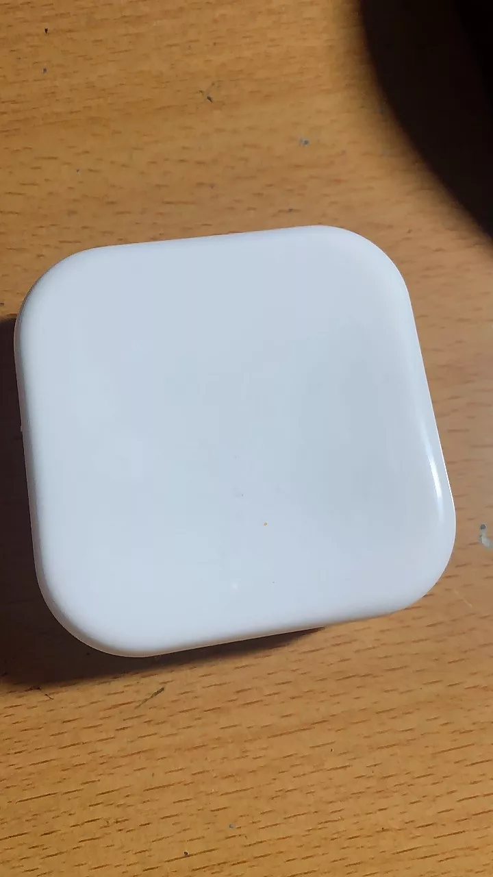Hộp tai nghe Awifi Case H5-2