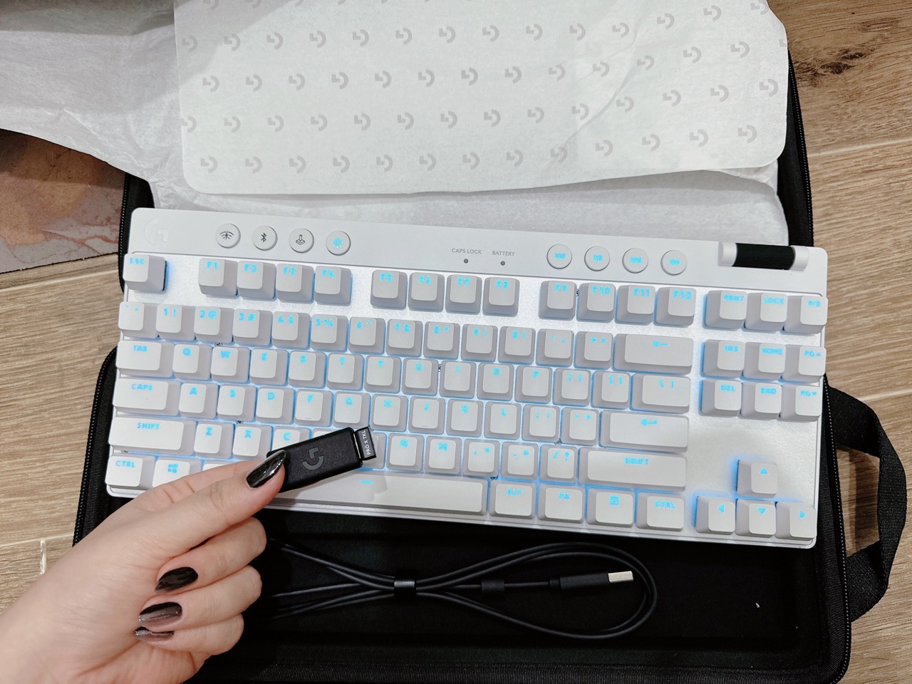 Đèn RGB trên bàn phím Logitech G PRO X TKL