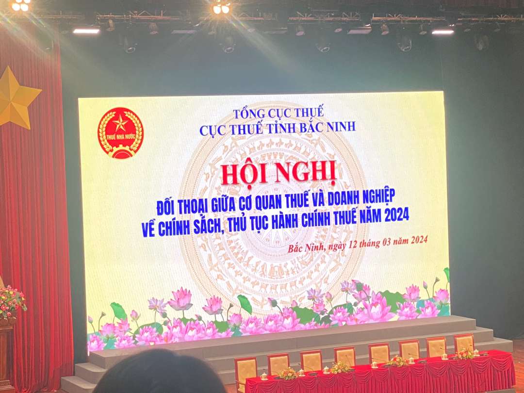 Bộ tàu lửa đồ chơi bằng gỗ