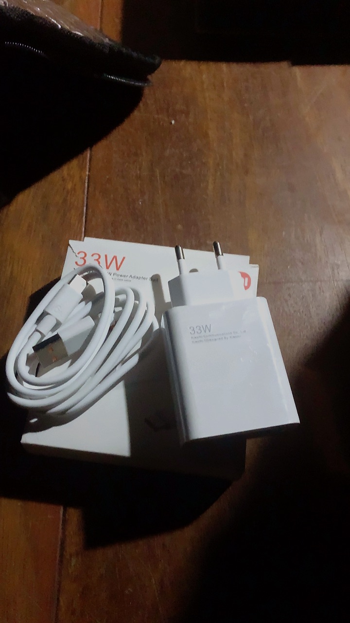 Bộ sạc và cáp USB to Type-C