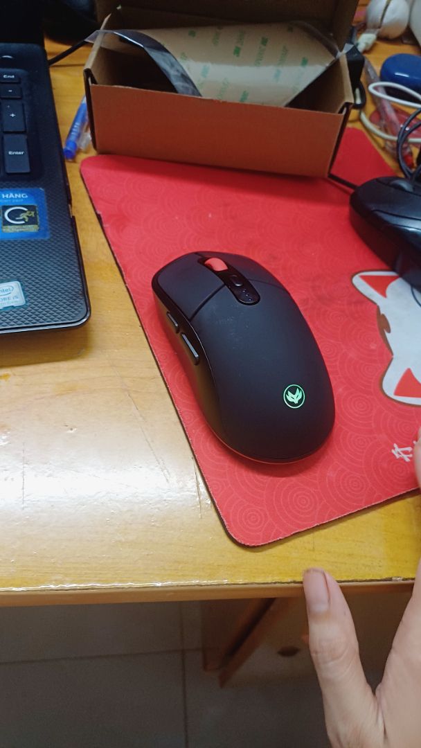 Thiết kế chuột Ziyou Attack Shark R1