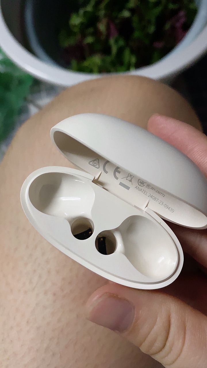 Phụ kiện đi kèm EDIFIER X5 PRO