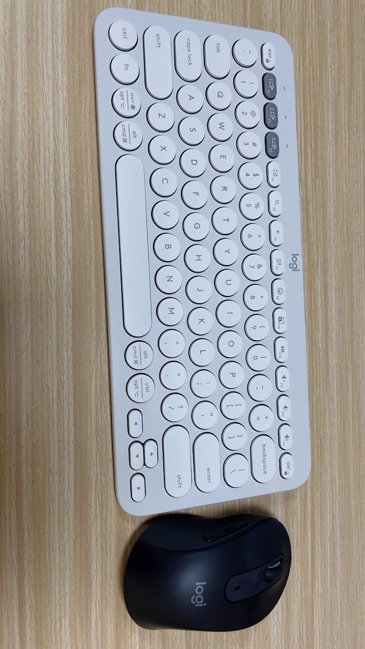 Logitech K380s kết nối nhiều thiết bị