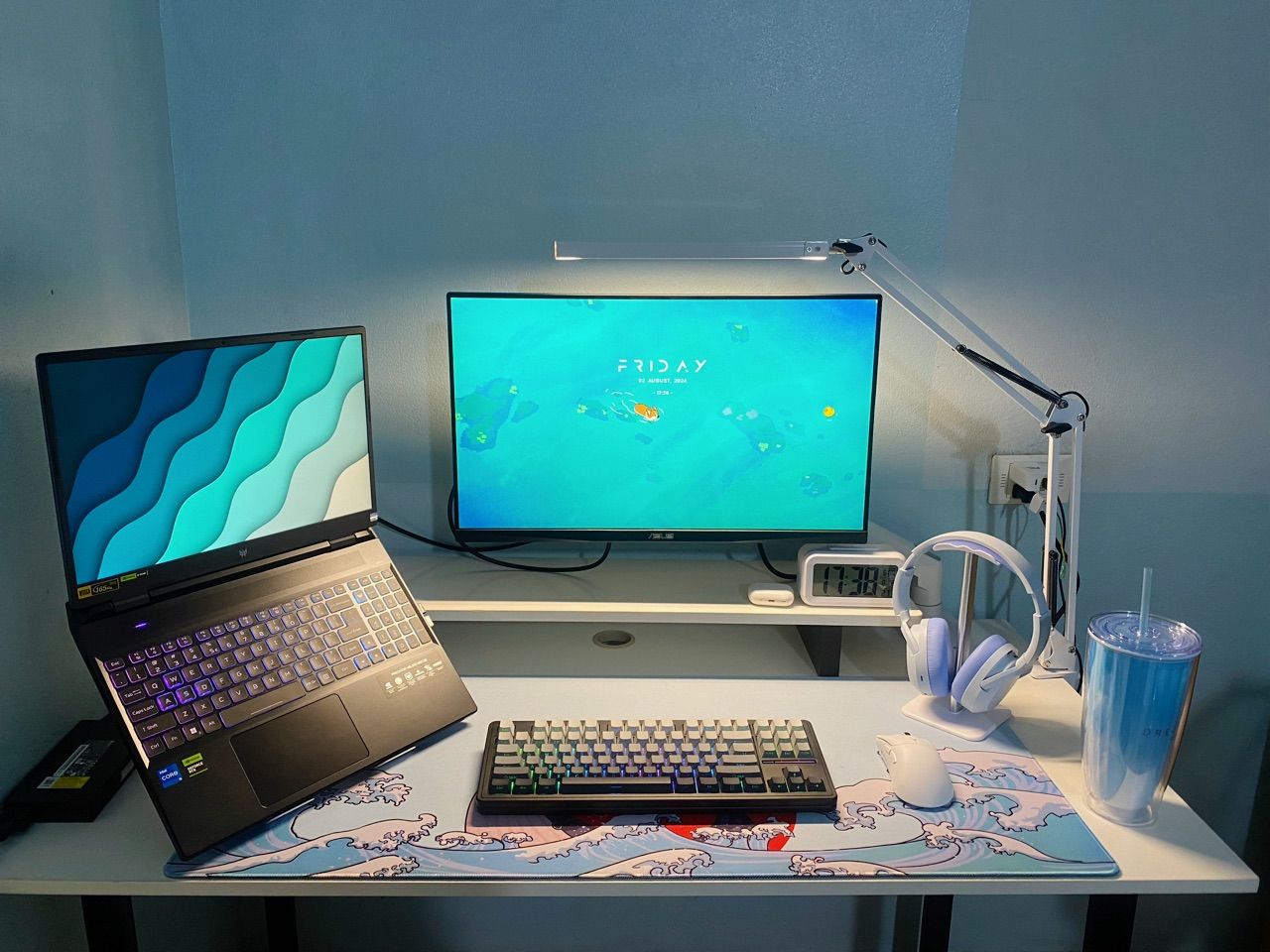 Mặt trước màn hình Asus 24 inch