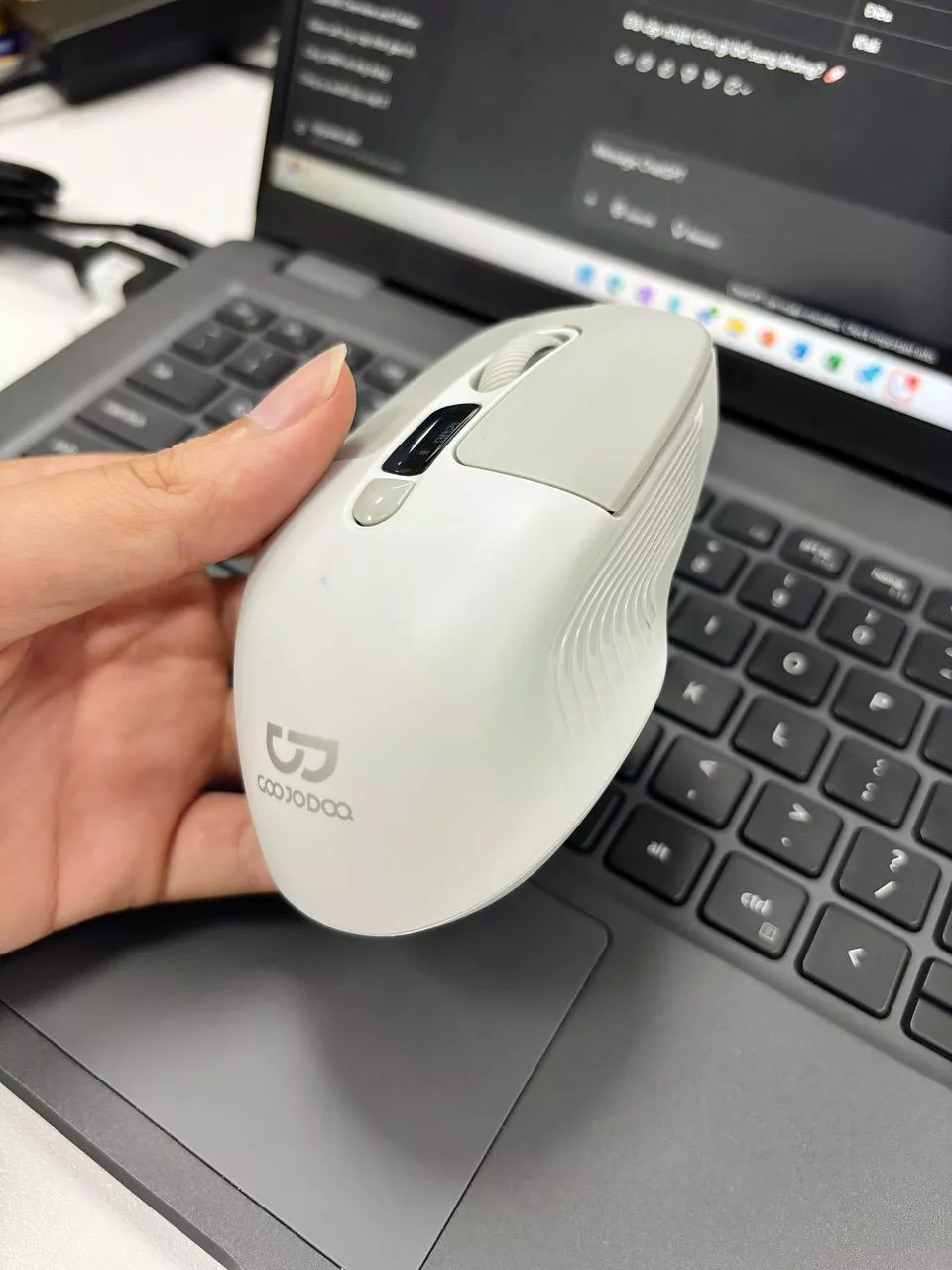 Chuột với nhiều chế độ kết nối
