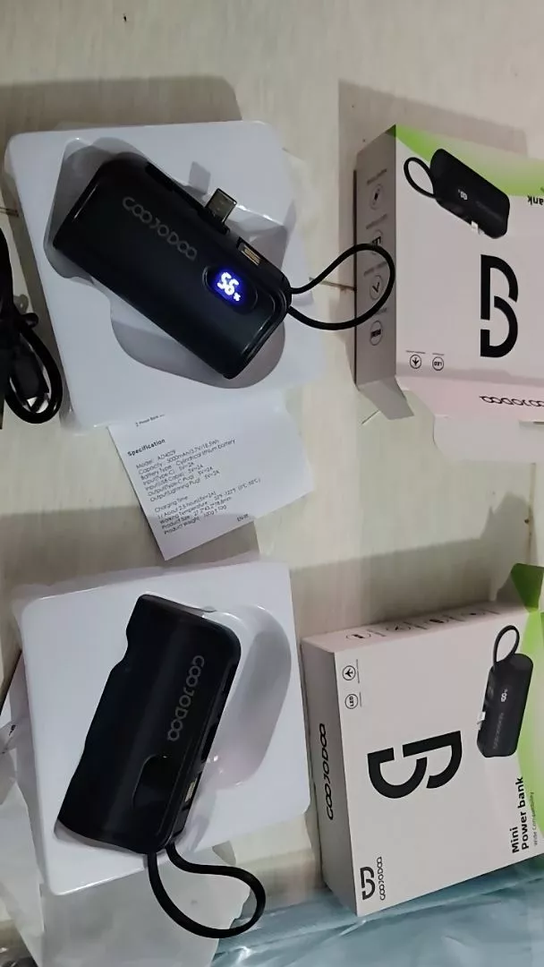 Đầu Type-C và Lightning