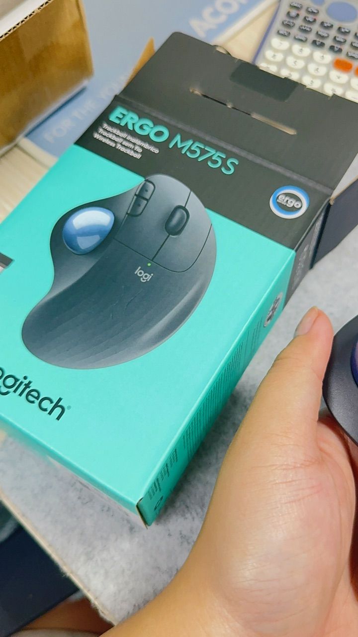 Logitech Ergo M575 kết nối không dây