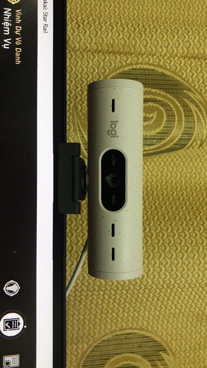 Kẹp gắn webcam Logitech