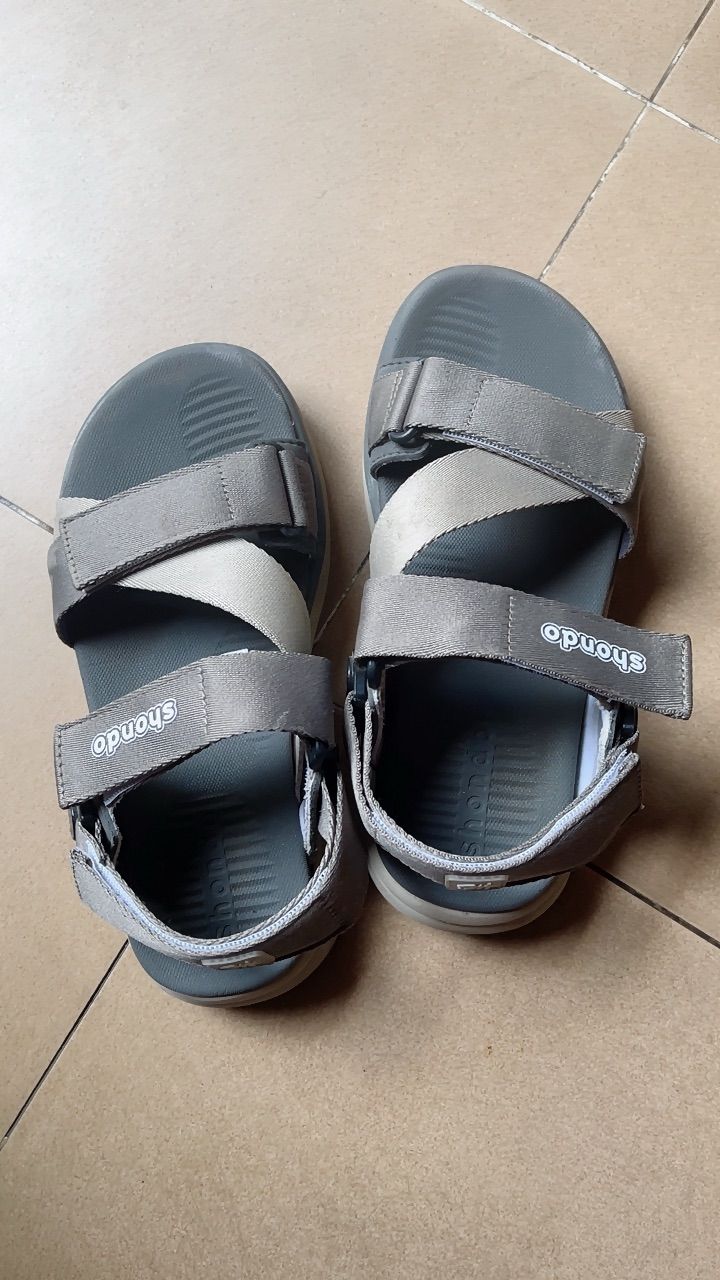 Chi tiết quai xoay sandal Shondo