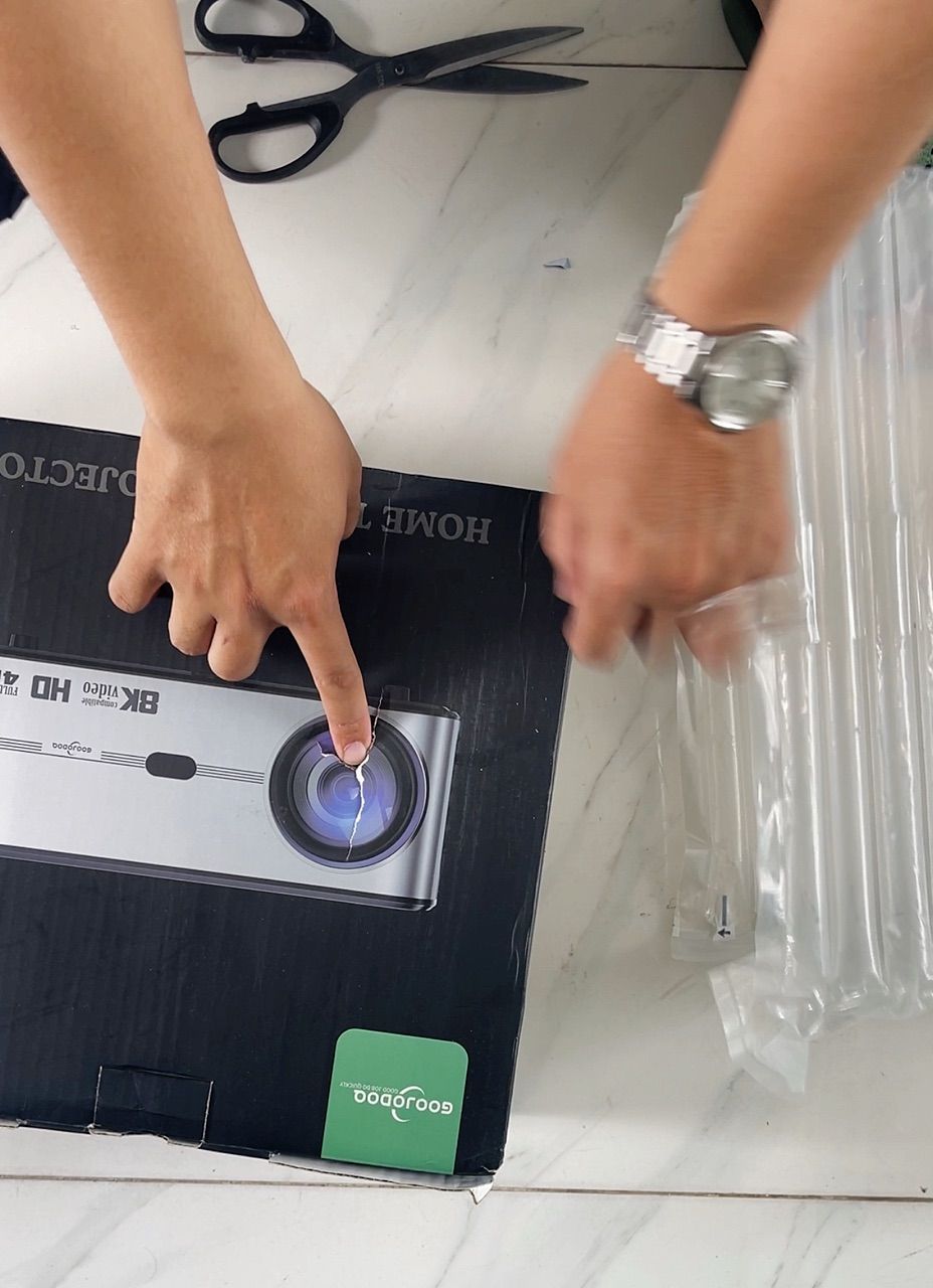 Máy chiếu mini GOOJODOQ