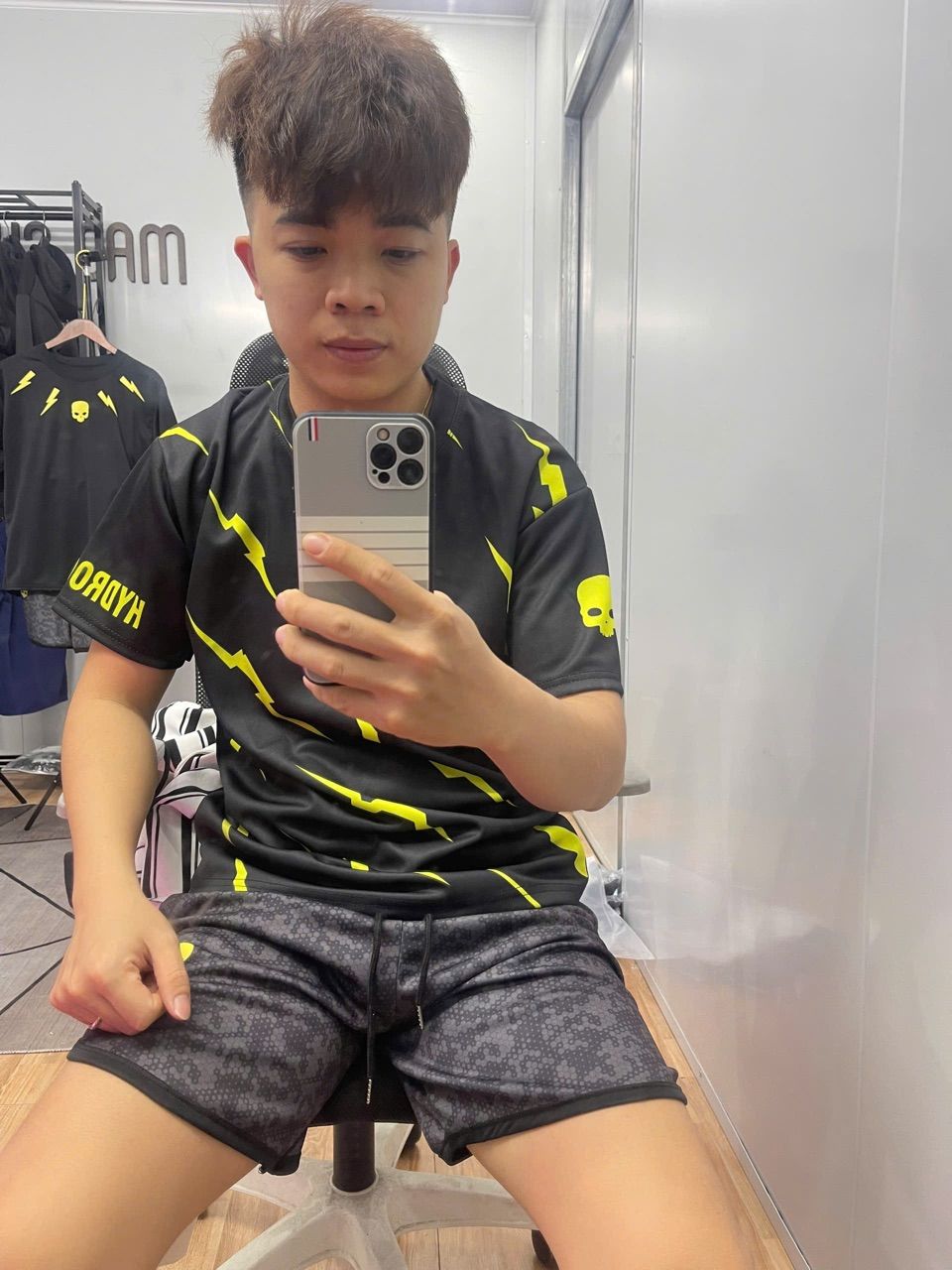 Thumbnail 9