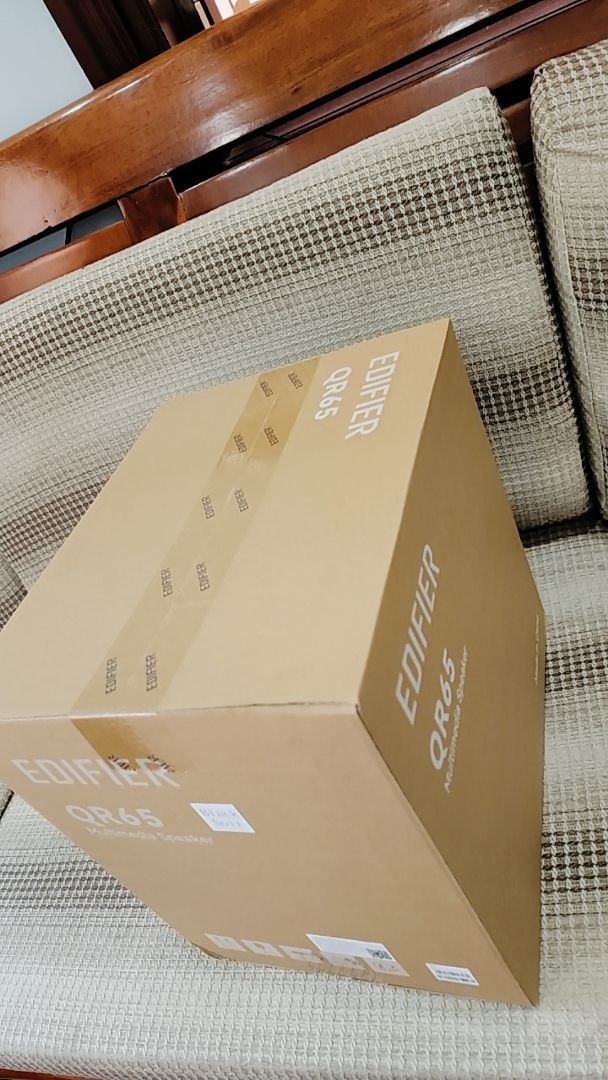 EDIFIER QR65 hỗ trợ âm thanh không dây