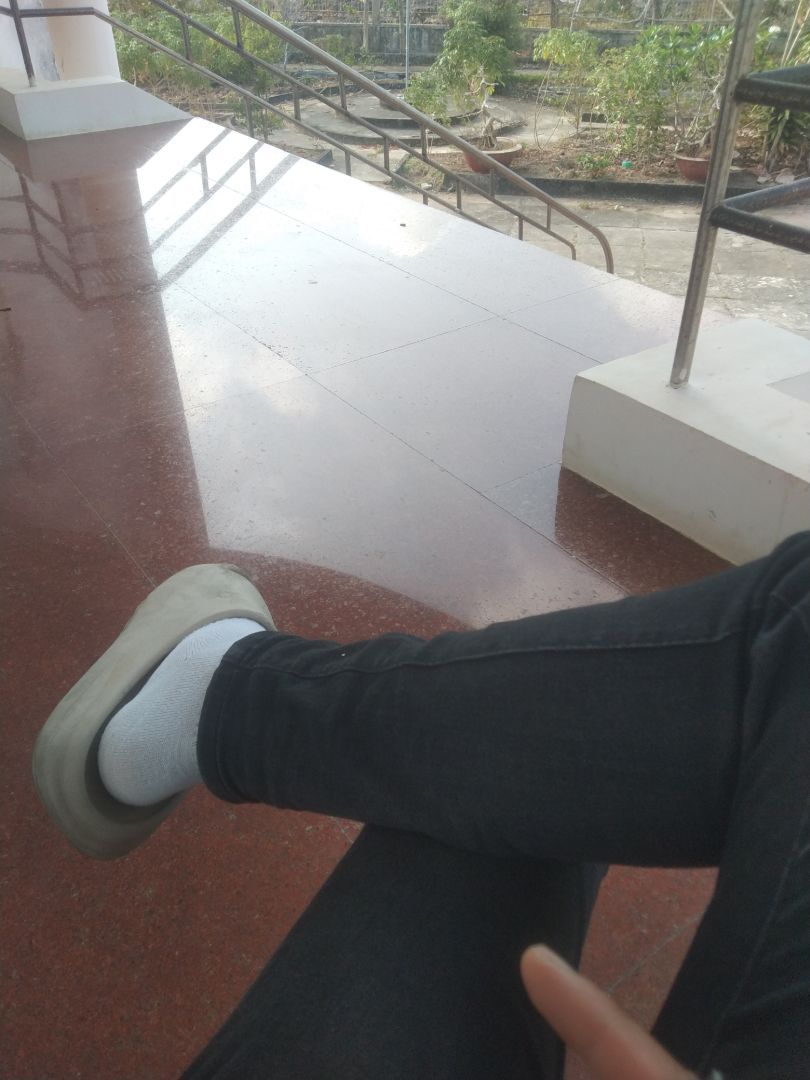 Review media