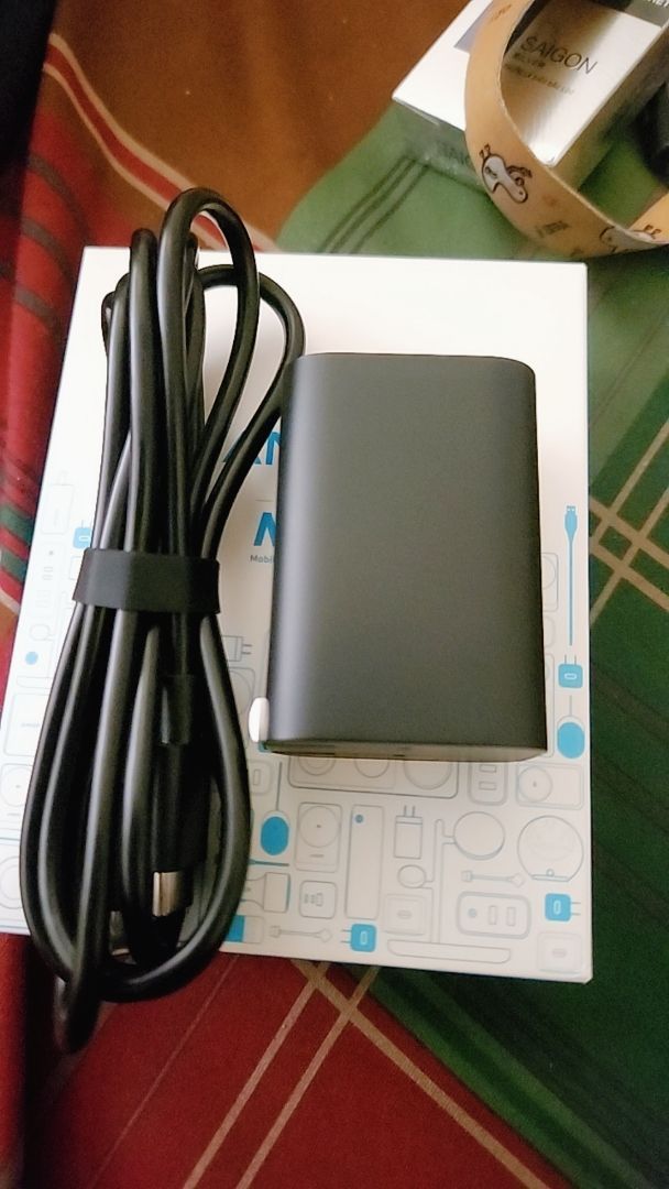 Thiết kế Anker Nano 100W