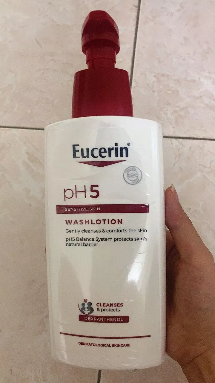 Sữa tắm Eucerin pH5 Washlotion 400ml - thành phần