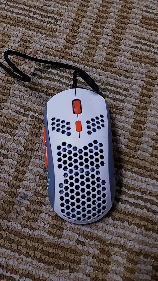Chuột M8 có LED RGB