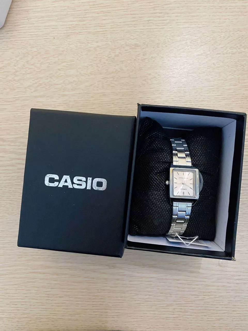 Đồng hồ Casio LTP-V007 dây da mặt chữ nhật