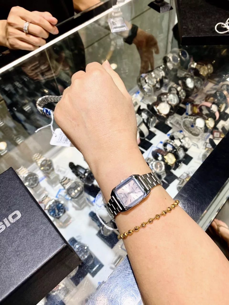 Casio nữ LTP-V007 thanh lịch sang trọng