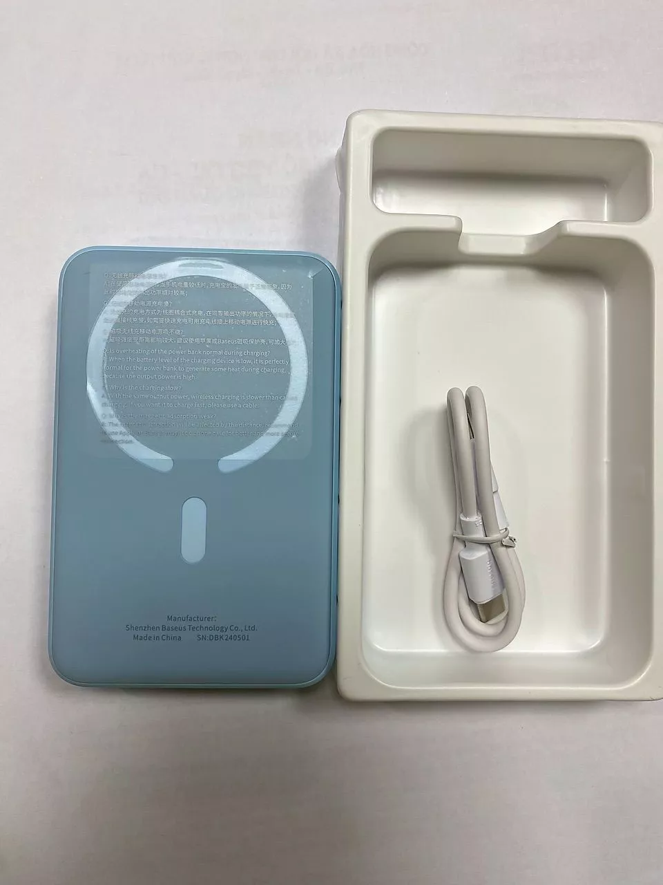 Baseus FM11 thiết kế mini