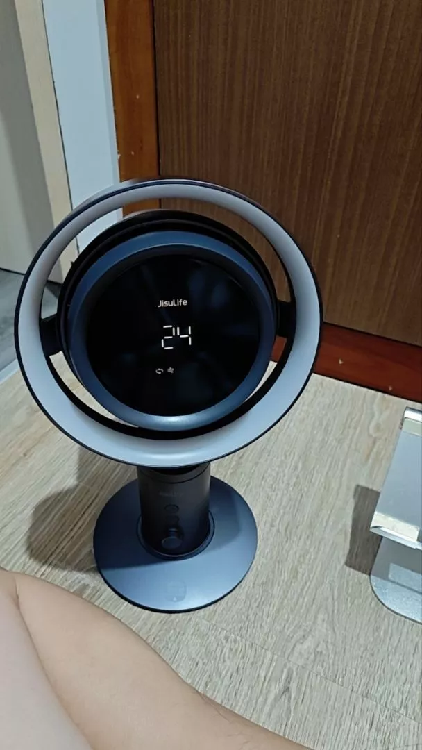 Màn hình LED trên quạt