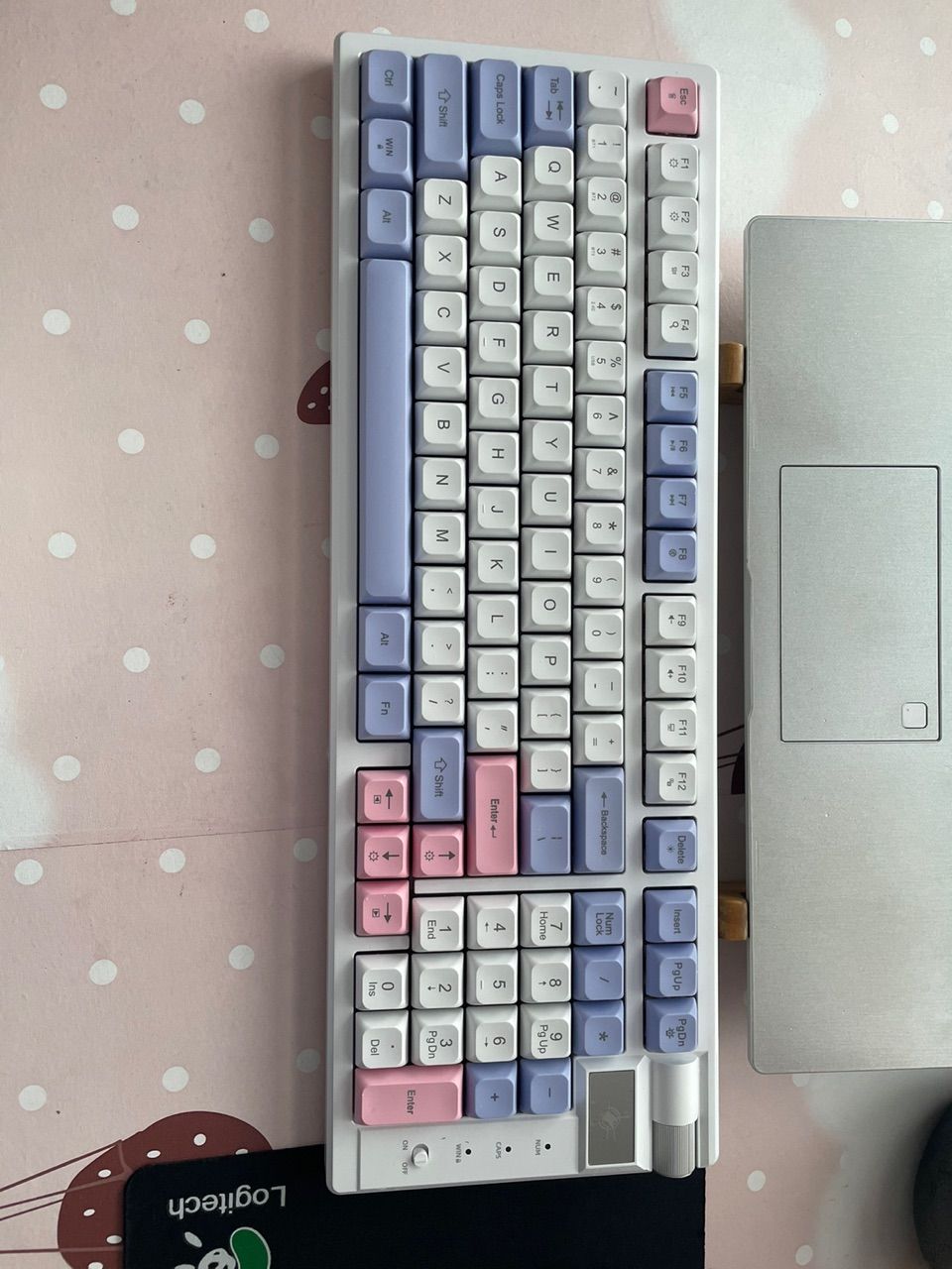 Núm xoay trên bàn phím ATAS KW98 Pro