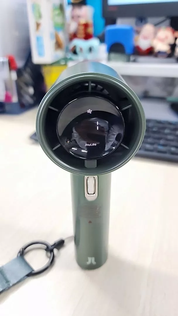 Màn LED trên quạt